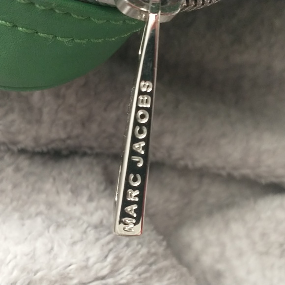 Marc Jacobs handbag - Picture 3 of 5